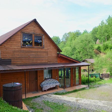 Hotel Gostynnyi Dvir U Marichky Lazeshchyna Esterno foto