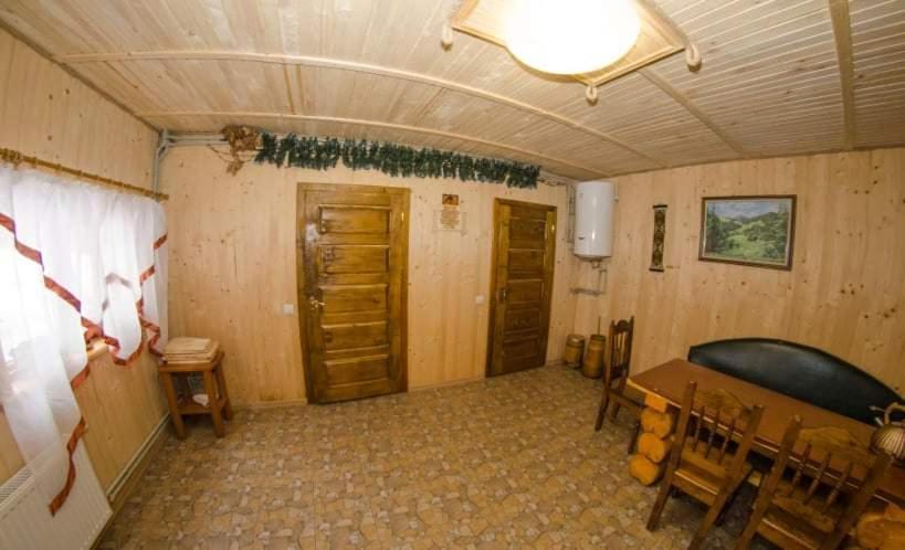 Hotel Gostynnyi Dvir U Marichky Lazeshchyna Esterno foto