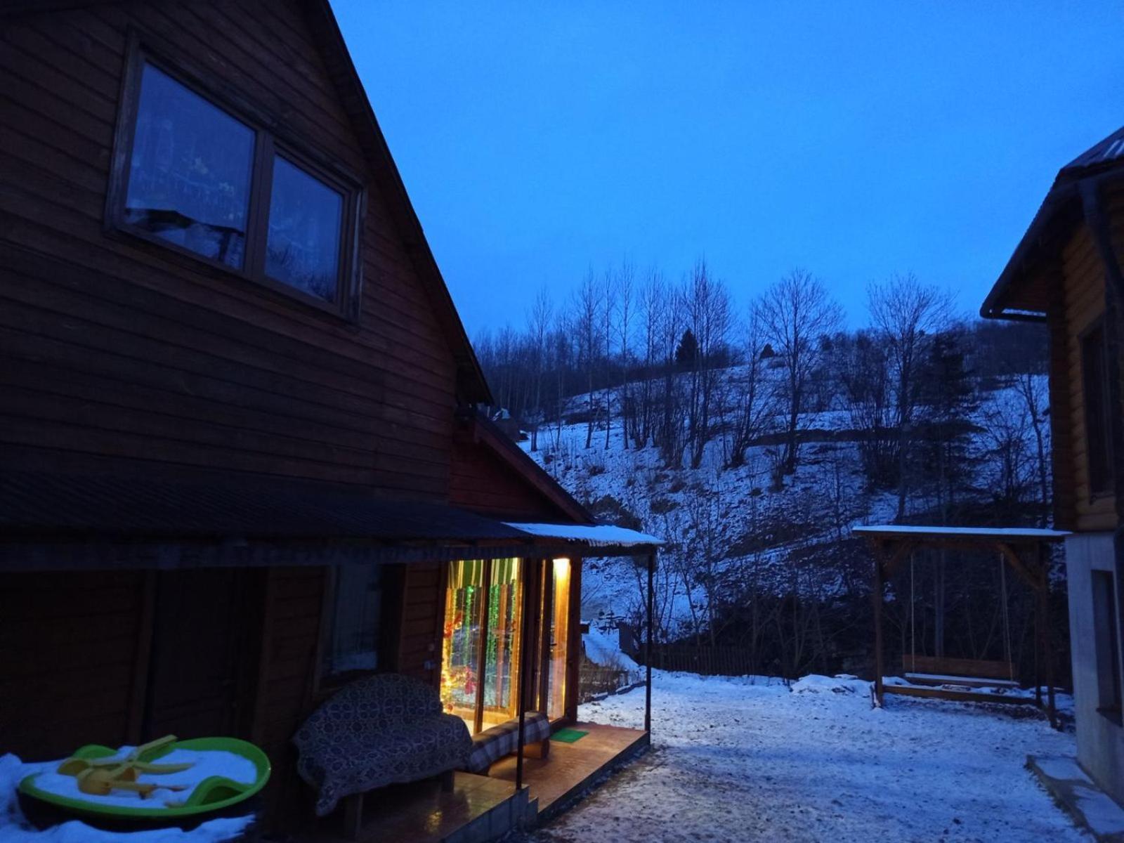 Hotel Gostynnyi Dvir U Marichky Lazeshchyna Esterno foto