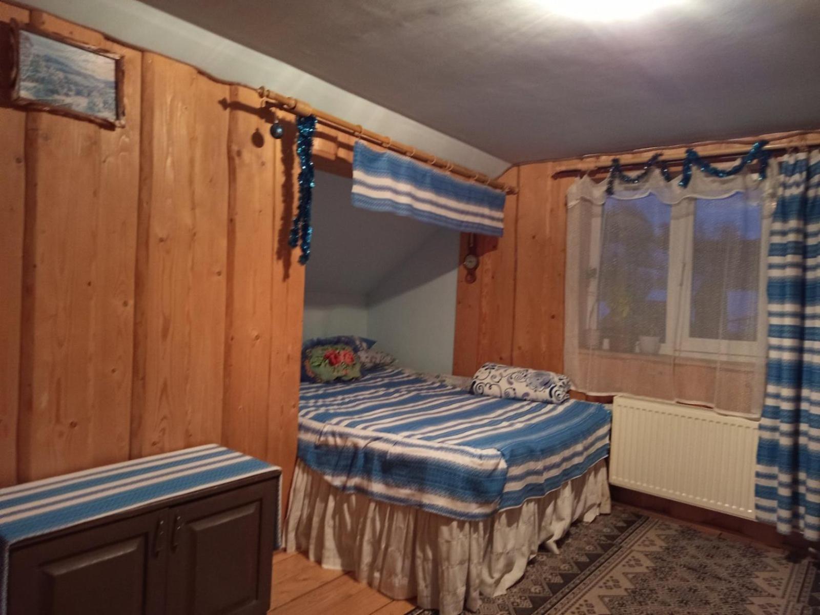 Hotel Gostynnyi Dvir U Marichky Lazeshchyna Esterno foto