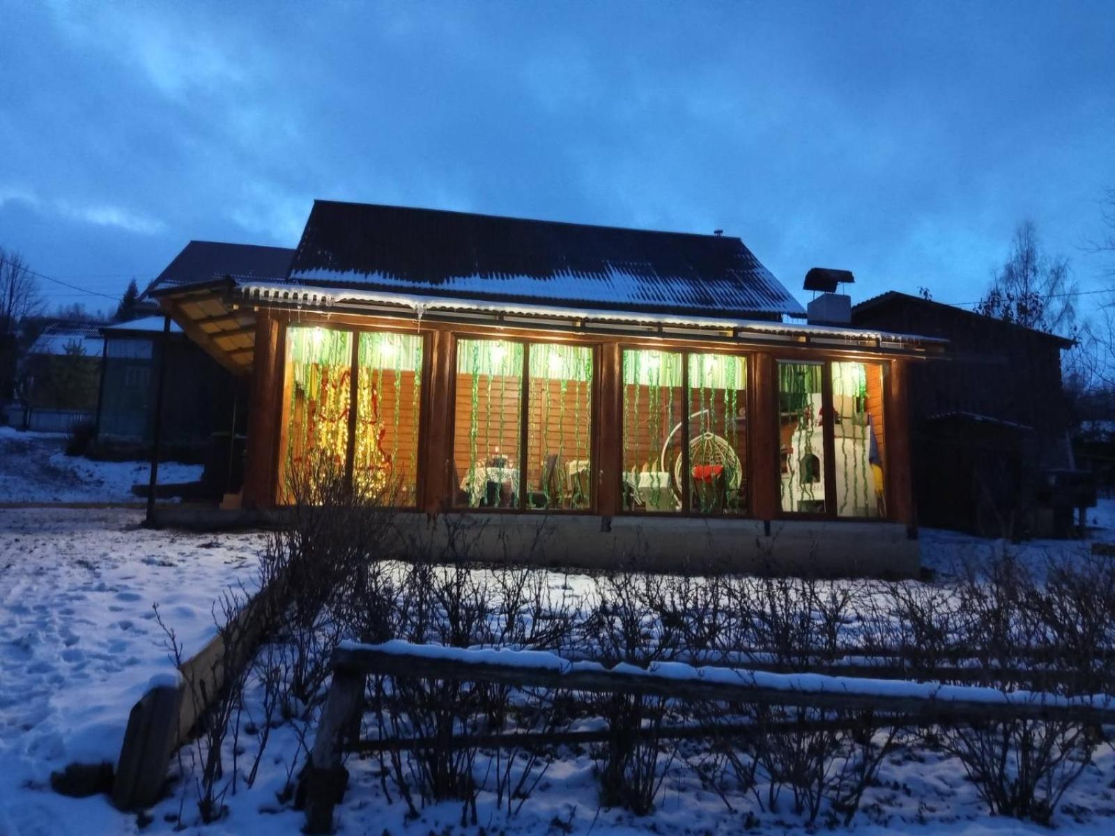Hotel Gostynnyi Dvir U Marichky Lazeshchyna Esterno foto
